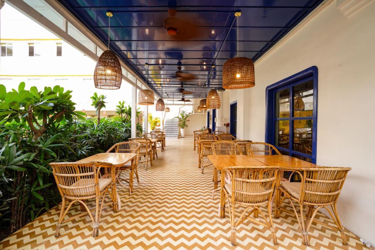 BloomSuites l Calangute Extérieur photo